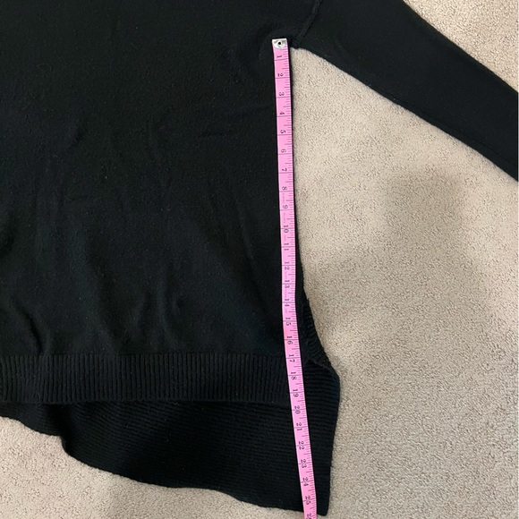 Peyton Jensen Evereve Sweater, size M - Picture 7 of 9